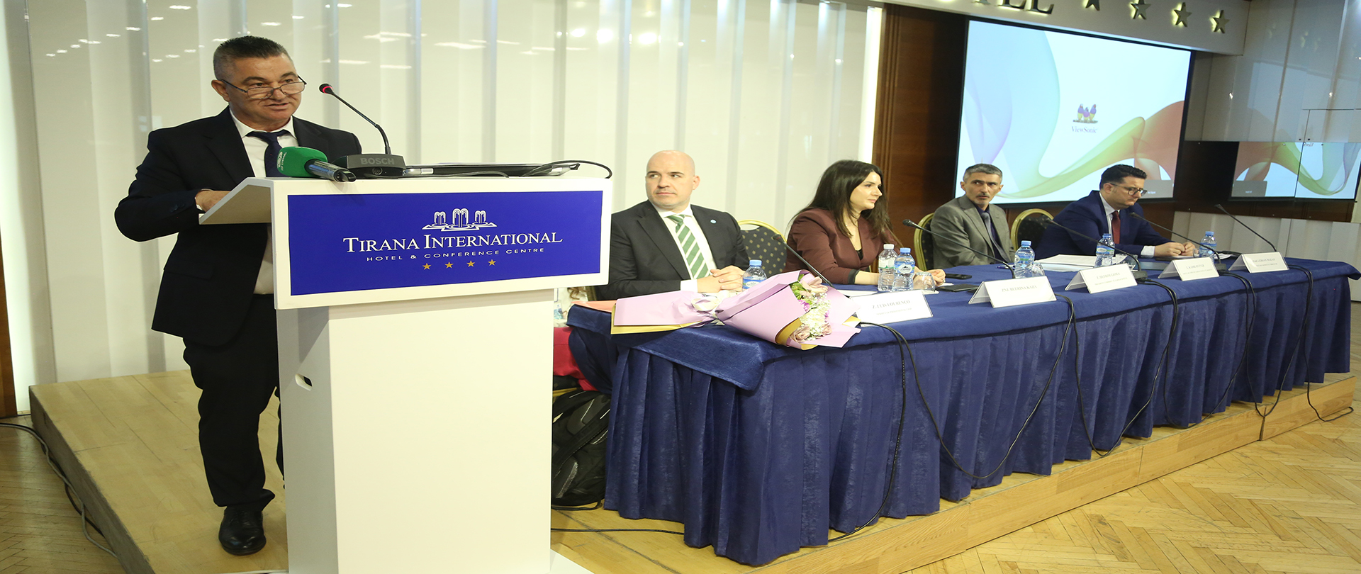 URDHRI I FARMACISTËVE TË SHQIPËRISË