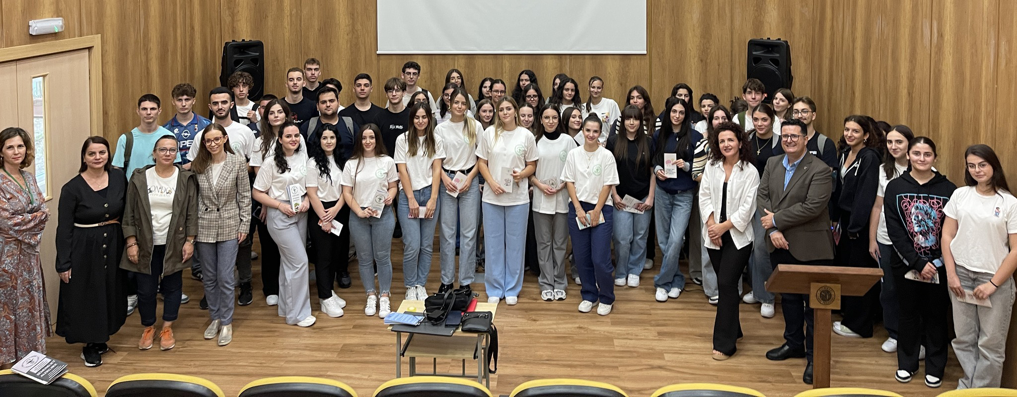 URDHRI I FARMACISTËVE TË SHQIPËRISË